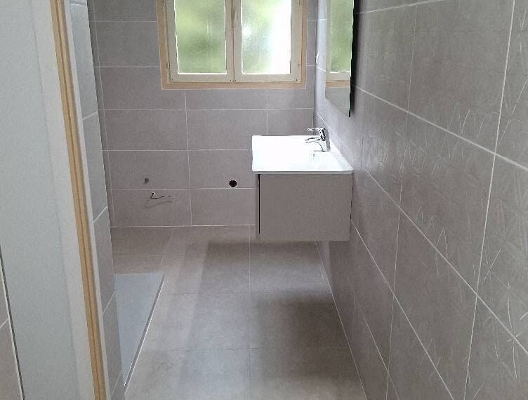 Réalisation SM PLOMBERIE — rénovation de salle de bain